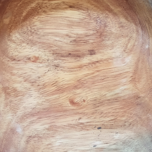 Cuencos de segmento de madera pulida hechos a mano para servir pan de caramelo, platos de regalo de devolución de boda únicos, plato de exhibición elegante - Product Image 1