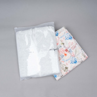 Sacs d'emballage en plastique blanc mat givré avec fermeture éclair, recyclables, imperméables, impression de logo personnalisée, pour vêtements, chaussettes