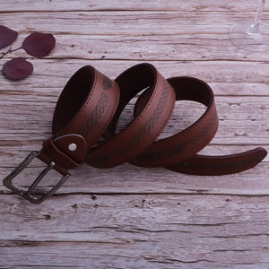 Orologio <span class=keywords><strong>uomo</strong></span> moda portafoglio portachiavi profumo set festa del papà di <span class=keywords><strong>san</strong></span> <span class=keywords><strong>valentino</strong></span> regali di compleanno regalo di lusso set regalo <span class=keywords><strong>per</strong></span> <span class=keywords><strong>uomo</strong></span> - Product Image 5