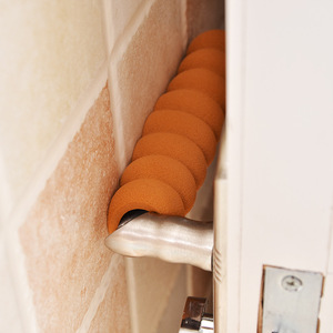 Cubierta de seguridad para manija de puerta infantil, cubierta anticolisión para bebés, cubierta protectora para manija de puerta de habitación infantil, engrosada - Product Image 3