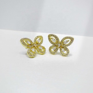 Boucles d'oreilles papillon en argent sterling 925 plaqué or 14 carats, zircon, bijoux fins, tendance, petites, pas chères, pour filles. - Product Image 2