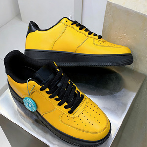 Retro Low-<b>Top</b> Casual Sneakers with Cushioned Sole Breathable Durable for Street Style - Product Image 4