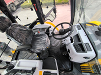 Backhoe Loader Merek Baru XC8-S3580 Dijual