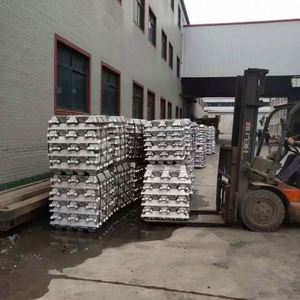 Lingot d'aluminium en alliage de la série 6000 de haute qualité (99,97 %) conforme aux normes internationales pour la fonderie, la fusion et le laminage en usine - Product Image 4