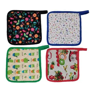 Custom Printed Square Cotton Oven Gloves Pot Holder Heat Resistant Kitchen BBQ Mat For Cooking Microwave Use For Food Buyers