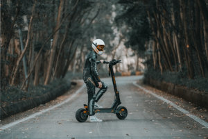 KuKirin G4, Almacén del Reino Unido y la UE, Largo Alcance, Neumáticos Anchos de 11 Pulgadas, Pantalla Táctil, Frenos de Disco Dobles, Luces LED, Scooter Todoterreno Plegable - Product Image 3