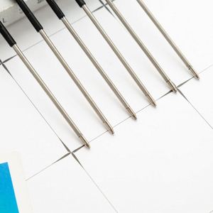 Recambios de Bolígrafo de Metal Negro Premium - Cartuchos de Tinta de Repuesto a Granel de 9 cm para Regalos Promocionales - Product Image 3