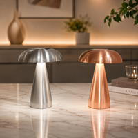 Lampe de table sans fil Hotsale en métal doré nordique, forme champignon, avec contrôle tactile et 3 couleurs de lumière, pour décoration moderne de la maison