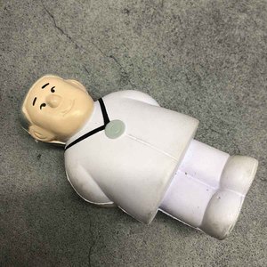 هدية طبية ترويجية كرة من الجلد الصناعي لتخفيف التوتر للأطفال على شكل طبيب خارجي - Product Image 2