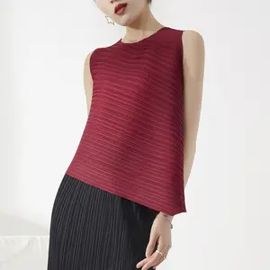 2024 Wholesale Short Sleeve Pleated 100% Polyester Fiber Blouse New Design Women Miyake Pleated Top