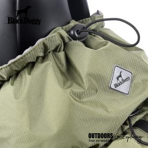 BlackDoggy 럭셔리 개 옷 방수 겨울 애완 동물 정장 그레이하운드 코트 - Product Image 3