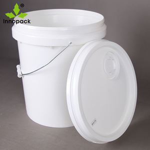 Cubo de plástico PP virgen blanco de 20L y 5 galones con tapa lisa y mango de metal Innopack - Product Image 5