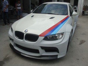 Kits de carrosserie large pour BMW Série <span class=keywords><strong>3</strong></span> E92 M3, style V, pare-chocs avant large, capot, ailes, couvre-moteur en fibre de carbone - Product Image 4