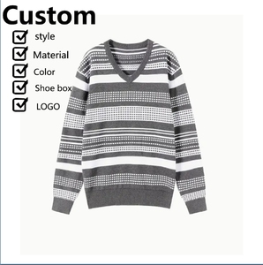 Pull tricoté au crochet fait à la main pour l'hiver pour hommes personnalisés - Product Image 1