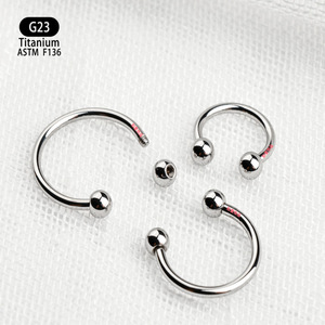 Boucles d'oreilles créoles en titane G23 en forme de C, 8 mm, 10 mm, 12 mm, pour piercing du nez, de l'oreille, des lèvres, de la langue, bijoux de corps unisexes - Product Image 2