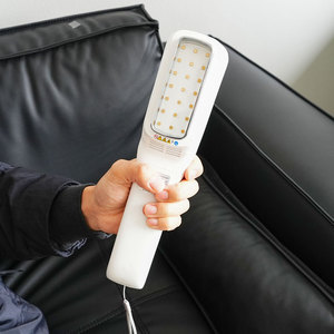 Lampu Genggam LED UVB 308nm Portabel Perawatan Cepat untuk Area Kecil Vitiligo <span class=keywords><strong>Psoriasis</strong></span> - Product Image 2