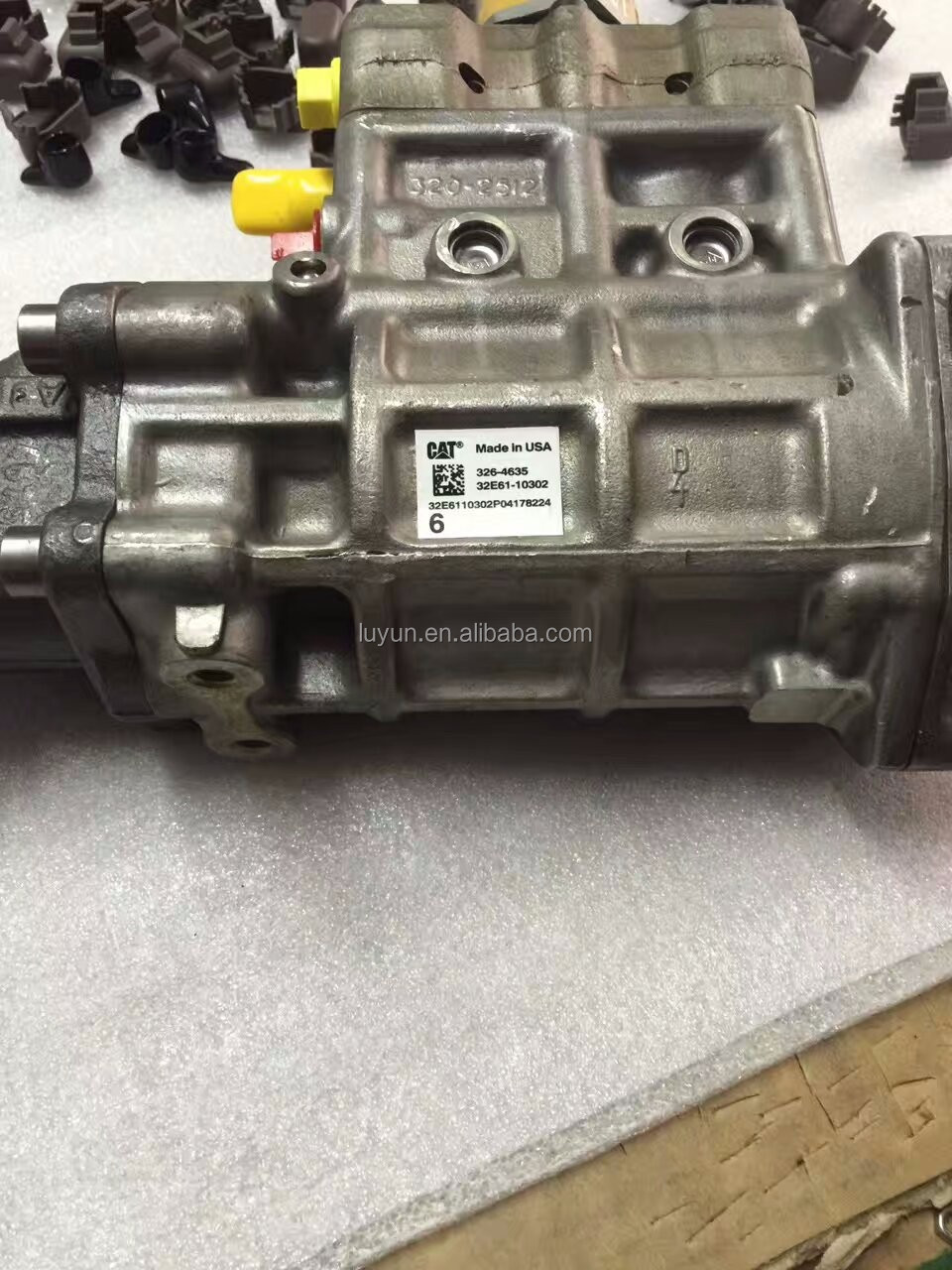 320D C6.4 FuelPump 326-4635 3264635 for CAT320D Excavator C6.4