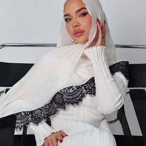 Hijab en coton modal viscose rayonne floral léopard avec dentelle et couture bébé, dentelle sur 4 côtés, écharpe en coton - Product Image 4