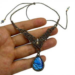 Collar Colgante de Macramé Hecho a Mano con Labradorita Azul, Perla de Agua Dulce, Cadena de Bambú, Estilo Budista Deportivo, Unisex, Regalo para Uso Diario - Product Image 1