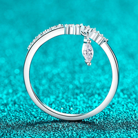 Bague Éternité Classique Empilable en Argent Sterling 925 Plaqué Rhodium avec Moissanite Taille Marquise Sertie en Canal, Bijou de Mariage