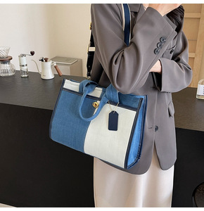 2024 nuovo arrivo <span class=keywords><strong>borse</strong></span> Tote di grandi dimensioni donna <span class=keywords><strong>borse</strong></span> di tela per pendolarismo cucite <span class=keywords><strong>borse</strong></span> a colori - Product Image 4