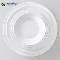 Fabricants d'assiettes en céramique personnalisées Assiette ronde blanche en porcelaine pour restaurant Assiettes en porcelaine