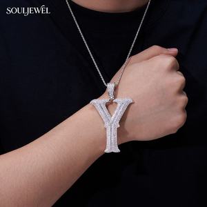 Colgante con Inicial Personalizada, Moissanita, Plata de Ley, Baño de Oro Rosa, Estilo Hip Hop, Joyería Unisex - Product Image 5
