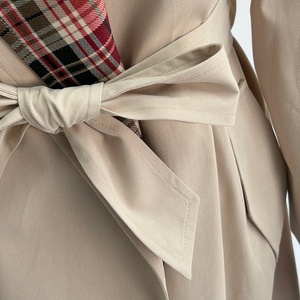 Manteau <span class=keywords><strong>court</strong></span> en <span class=keywords><strong>trench</strong></span>-coat <span class=keywords><strong>beige</strong></span> à carreaux pour femmes, manteau <span class=keywords><strong>trench</strong></span>-coat vintage personnalisé pour femmes - Product Image 5