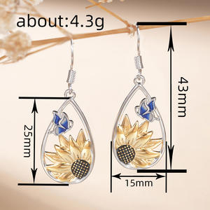 E4856 Pendientes de flor de dos tonos, chapados en plata, aleación de zinc, joyería de moda para mujer, regalo - Product Image 5