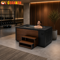 Système de bain froid commercial disponible en OEM avec baignoire en acier inoxydable pour salle de sport et centre de récupération