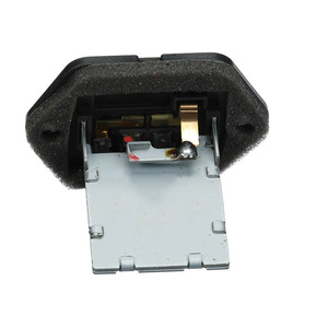 Kia ตัวต้านทานมอเตอร์เป่าลมเครื่องยนต์971281G000 YC66-05278 984-568สำหรับการเปลี่ยนการซ่อมแซม - Product Image 3