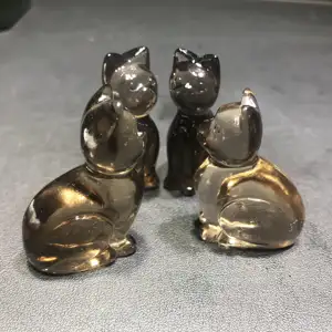 Commercio all'ingrosso intagliato a mano naturale pietre preziose smokey quartz piccolo gatto figurine cristalli pietre curative per i regali