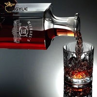 Decantador de whisky Premium grabado con logotipo personalizado al por mayor y Juego de vasos de regalo para whisky tequila Ron Brandy