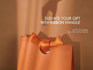 Sac d'emballage en papier cartonné personnalisé en usine, gaufré, durable, avec poignée, sac cadeau de luxe personnalisé avec logo - Product Image 5