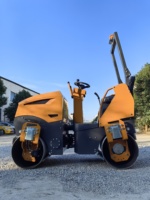 Rouleau compresseur vibrant à double tambour ST1500 de 1,5 tonne, mini-rouleau compresseur routier