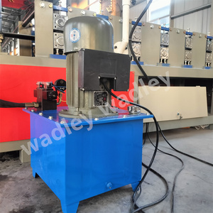 Machine de formage de rouleaux de clôture en acier métallique pour acier coloré, moteur haute précision 7,5 kW, machine à fabriquer des panneaux de clôture en piquets - Product Image 5