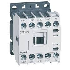 Contactor Magnético de Bobina CA/CC Industrial, Contactor Eléctrico Trifásico de Alta Resistencia para Control de Motores y Distribución de Energía - Product Image 2