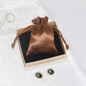 Bolsa de Embalaje Pequeña con Logotipo Personalizado para Pelucas, Bolsas de Regalo de Lujo, Bolsa de Satén con Cordón para Joyería - Product Image 5