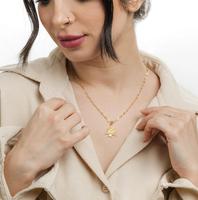 Loveher Bijoux Cèdre du Liban Collier nouveau design femmes collier pendentif en acier inoxydable avec plaqué or 18 carats étanche 2025