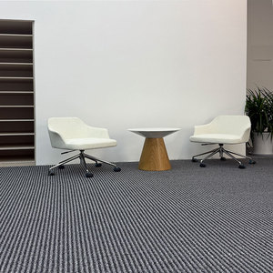 Azulejos de alfombra con patrón de polipropileno de pared a pared para hoteles Rollo de alfombra activo hecho a máquina lavable para automóviles y oraciones - Product Image 6