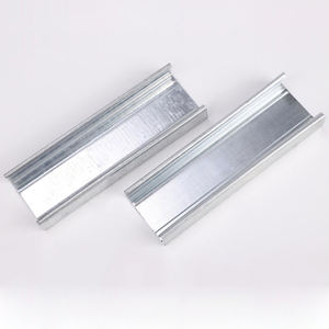 Profilé en acier galvanisé de haute qualité pour <span class=keywords><strong>toiture</strong></span>, fente pour toit/fente pour capot, dimensions standard du profilé en U pour capot métallique - Product Image 3