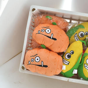 Juguetes Masticables de Felpa Personalizados con Forma de Frutas y Verduras para Perros Pequeños y Medianos - Suaves y Limpios - Product Image 6