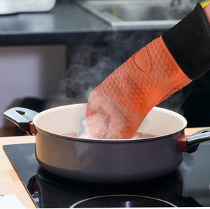 Wholesale Hot Sale BBQ Mitts Silicone Cooking Gloves Heat Resistant Pot Holders Microwave Safe Kitchen <b>Long</b> Silicone Oven Mitt - Product Image 4