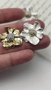 Botones Decorativos <span class=keywords><strong>de</strong></span> Aleación con Forma <span class=keywords><strong>de</strong></span> Camelia y Pedrería para Abrigos - Product Image 6