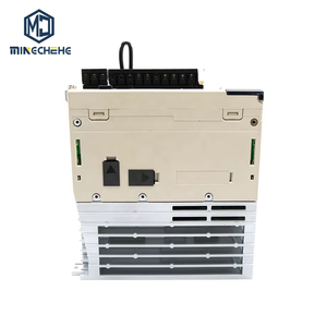 Contrôleur servo Sigma-7 SGD7S-2R8A00A002 d'origine, 220V triphasé, PLC programmable, RS485 pour le contrôle du mouvement industriel - Product Image 1