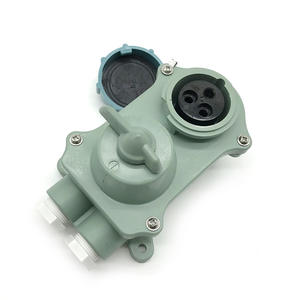 Prise de courant marine RSIL2-22 avec 3 prises AC, verrouillage mécanique IEC, prise PVC, tension nominale 125V, compatible avec les normes américaines et chinoises - Product Image 4