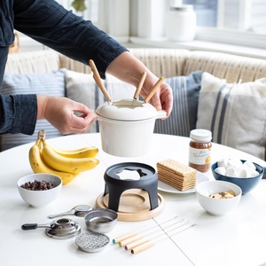 Ensemble de marmites portables en fonte émaillée avec brûleur <span class=keywords><strong>à</strong></span> alcool pour le fromage, <span class=keywords><strong>la</strong></span> soupe, le ragoût, le riz, <span class=keywords><strong>la</strong></span> cuisine sur table - Product Image 4