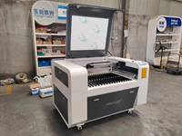 CO2-hobbylasercutter voor beginners