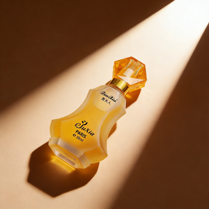 น้ำหอม Lulanzi Classic 35 มล. แบรนด์จีน กลิ่นหอมสำหรับผู้หญิง ติดทนนาน สดชื่น หรูหรา กลิ่นดอกไม้ผสมผสาน ให้ความรู้สึกหรูหรา ทันสมัย - Product Image 5