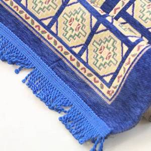 Set de regalo islámico que incluye una alfombra de terciopelo con diseño de cuadrícula, lavable, con diseño floral, base antideslizante, cuentas de oración, práctico para - Product Image 1